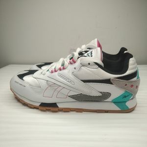 Reebok sneakers - brand new - no box - 5 1/2